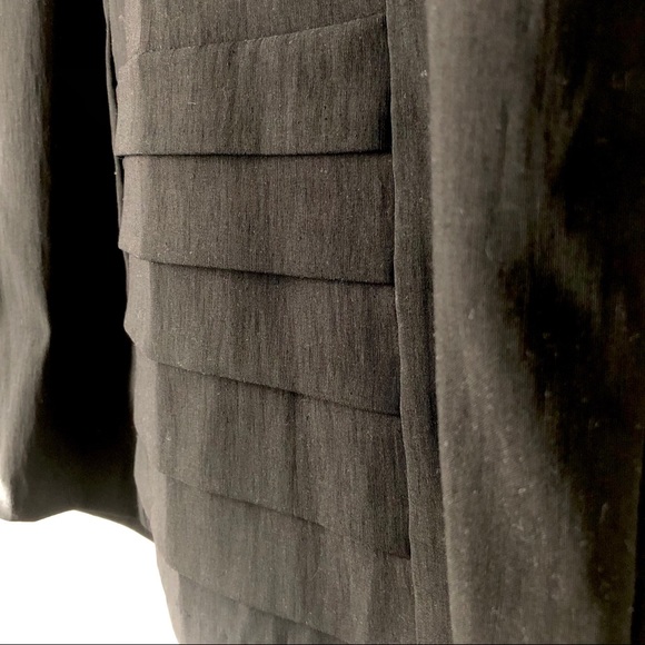 SOLD - Suzy Shier - Black Knee-length Pencil Skirt - Picture 4 of 7